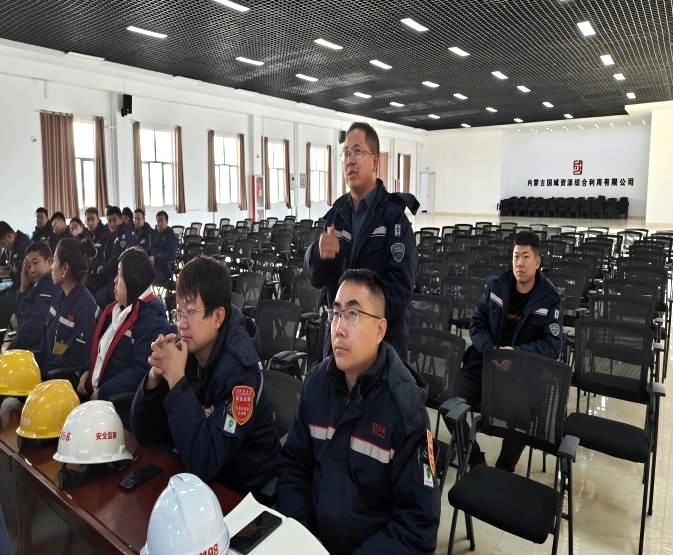 乌拉特后旗交警大队走进pp电子资源开展交通清静宣传运动_pp电子（官网）