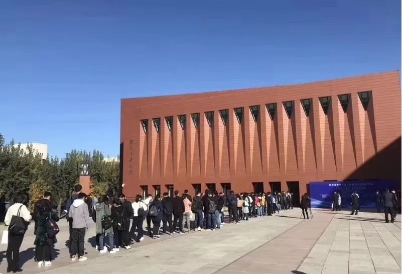 陕西沙巴集团赴清华大学参与省国有企业人才智力引进互换会 150余人意向应聘 陕西沙巴集团赴清华大学参与省国有企业人才智力引进互换会 150余人意向应聘