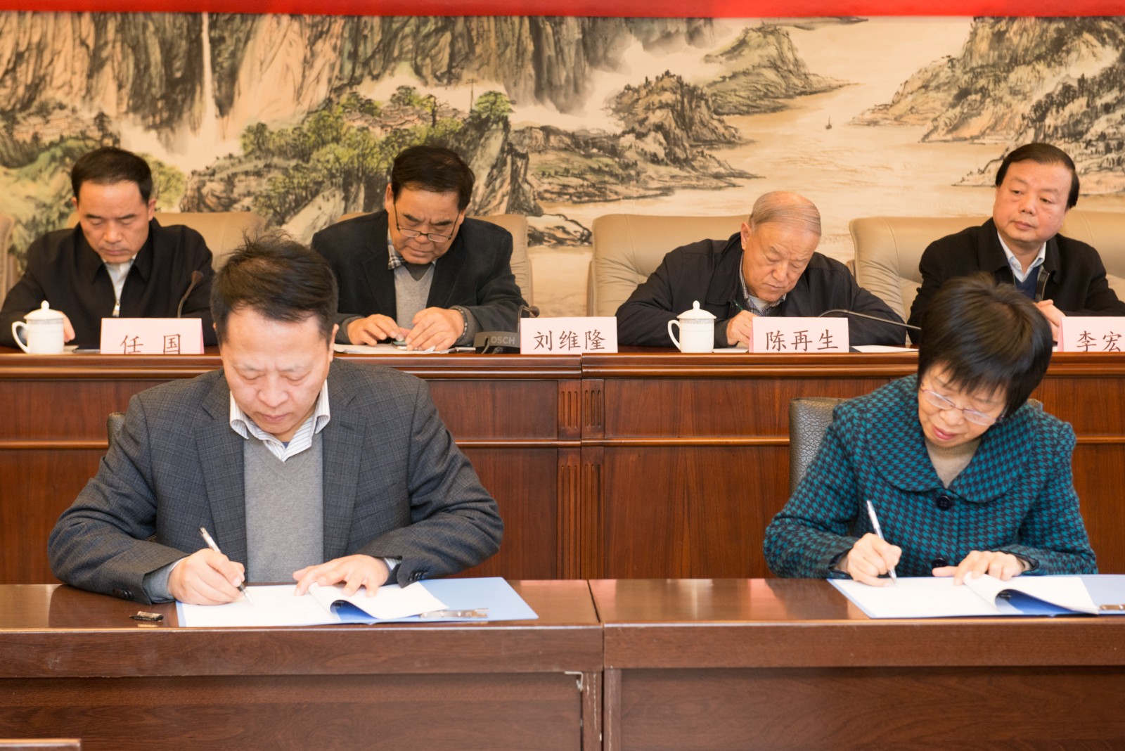 陕西沙巴集团向省慈悲协会捐赠200万元赞助公益项目 陕西沙巴集团向省慈悲协会捐赠200万元赞助公益项目