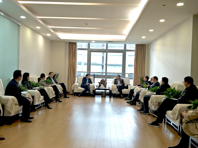 陕西沙巴集团与西安国际港务区管委会互换座谈