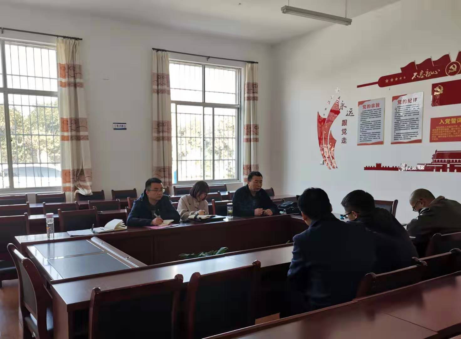 公司总工程师调研MBR中试试验项目 公司总工程师调研MBR中试试验项目