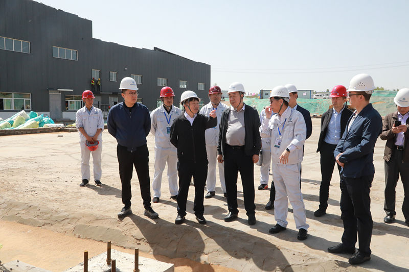 熊良虎拜会榆林市委副书记张成功、市人大常委会副主任孙守洋 熊良虎拜会榆林市委副书记张成功、市人大常委会副主任孙守洋