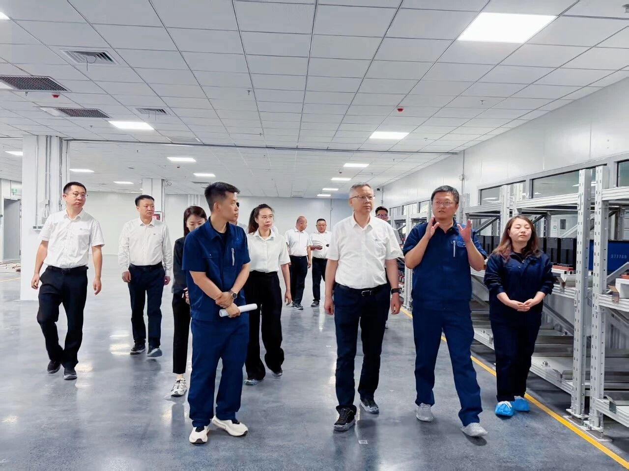 郝军亮在榆林调研集团沉点项目建设时强调:以安全出产为前提 强化全周期精益治理 用实切其实政绩为“十五五”高质量发展提供保险 郝军亮在榆林调研集团沉点项目建设时强调:以安全出产为前提 强化全周期精益治理 用实切其实政绩为“十五五”高质量发展提供保险